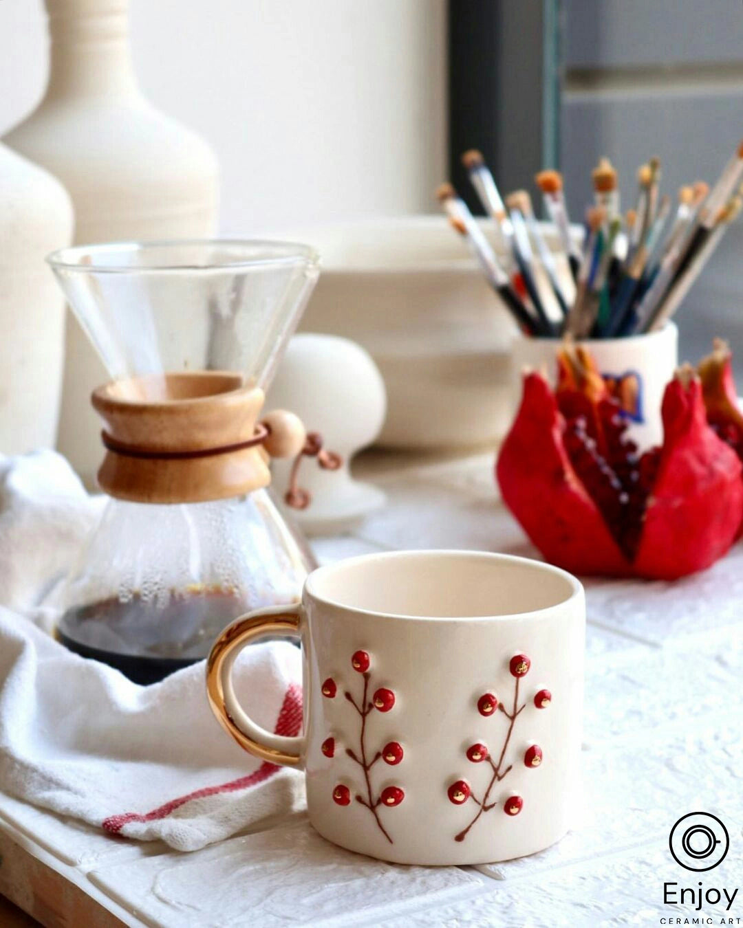 Akiletus Winterberry Holly Handmade Ceramic Coffee Mug with Gold Handle - A Festive 10 oz Espresso Cup for the Holiday Season